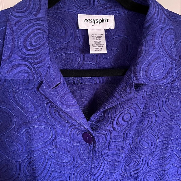 Easy Spirit brilliant purple poly/rayon blouse. Beautiful ❣️ - Picture 7 of 8